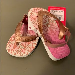 Toddler Pink Leopard Print Flip Flops